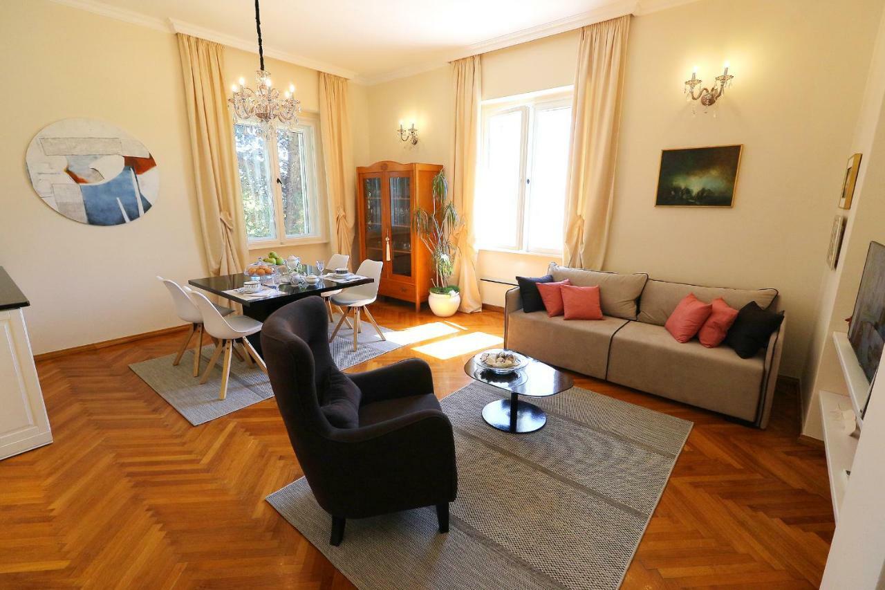 Apartment Miramare On The Beach Split Eksteriør bilde